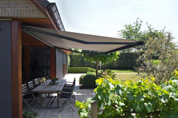 Store banne Brive-la-Gaillarde